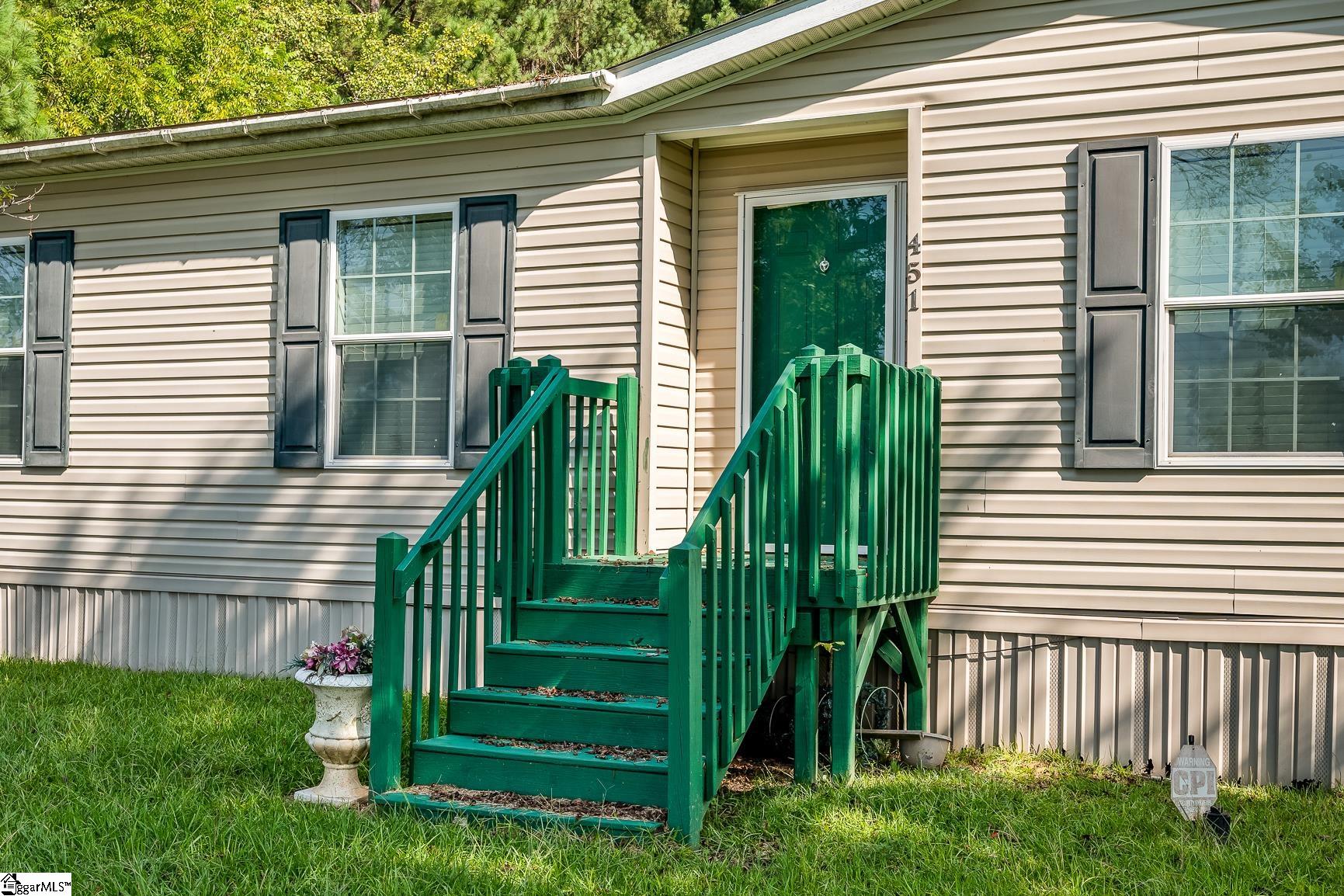 451 Zimmerman Road Inman, SC 29349 - Photo 4 of 36