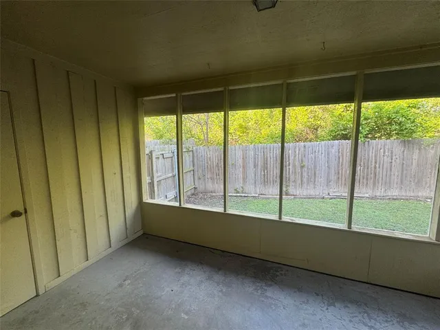 $1,750 | 408 Olson Court, Granbury, TX 76048