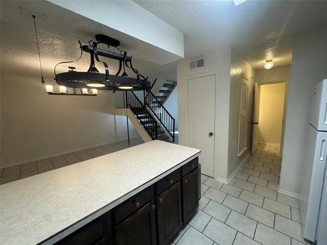 $1,750 | 408 Olson Court, Granbury, TX 76048