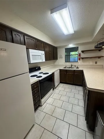 $1,750 | 408 Olson Court, Granbury, TX 76048