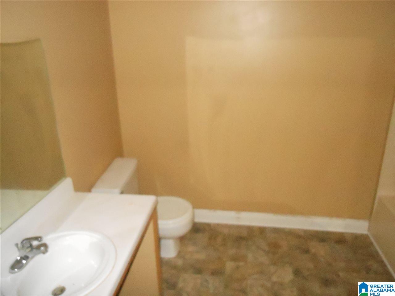 641 Dairyland Road Sylacauga, AL 35150 - Photo 5 of 7