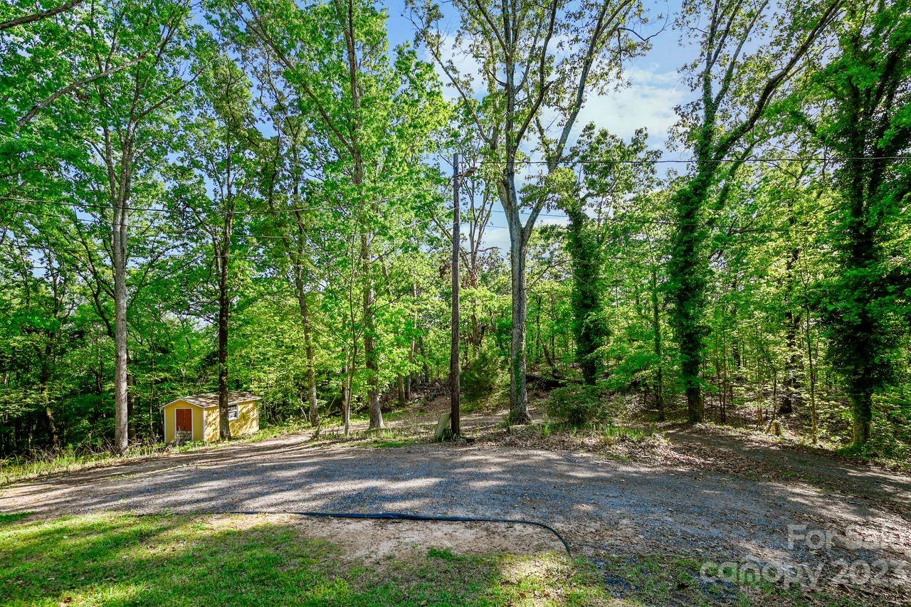 3710 Benjamin Street Richburg, SC 29729 - Photo 4 of 35 a view of a outdoor space