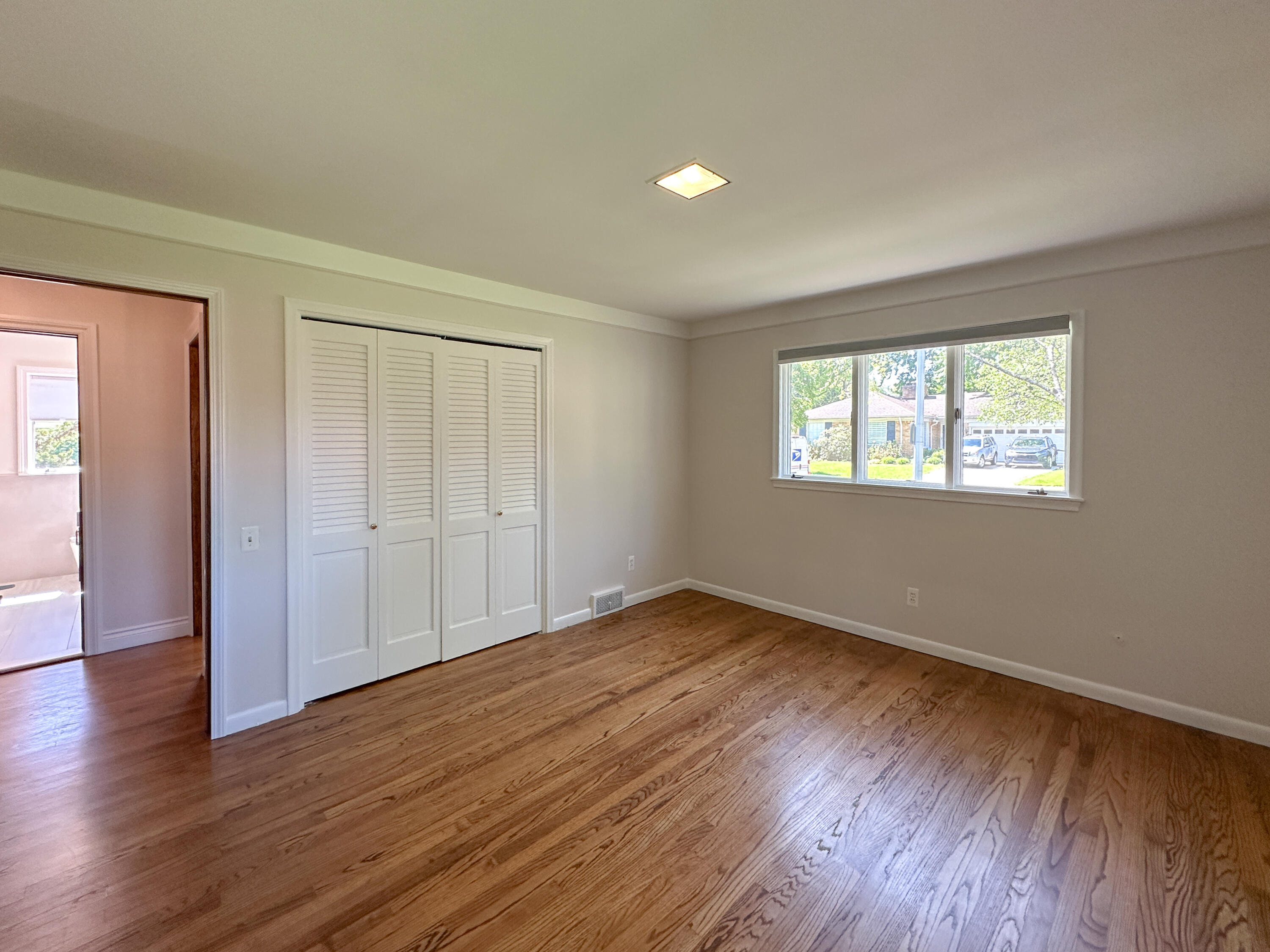 21203 River Road Grosse Pointe, MI 48236 - Photo 24 of 35 IMG_0556