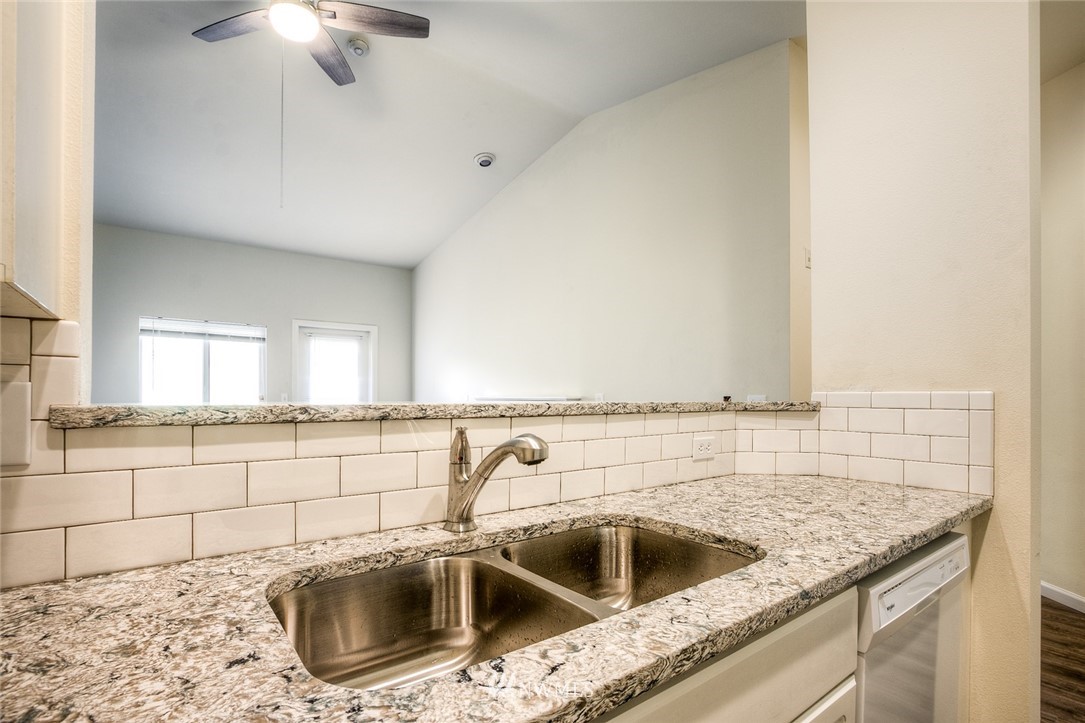 23908 Bothell Everett Highway, Unit D303 Bothell, WA 98021 - Photo 6 of 17