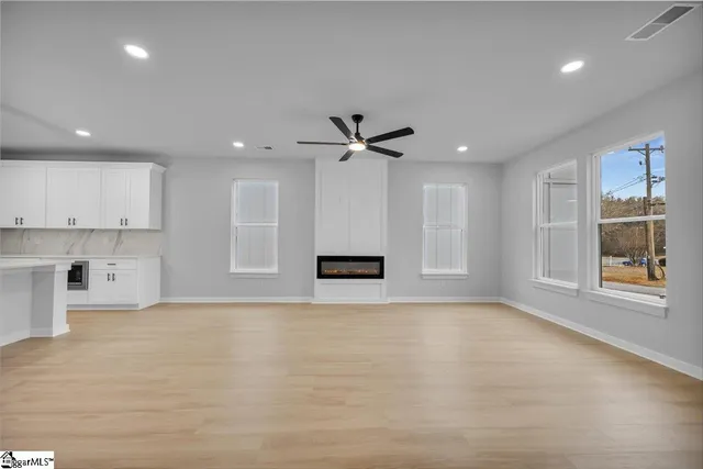 $389,000 | 124 Lyman Avenue, Duncan, SC 29334