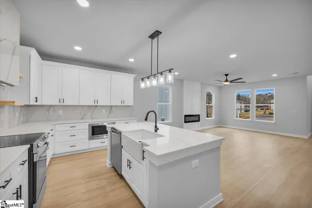 $389,000 | 124 Lyman Avenue, Duncan, SC 29334