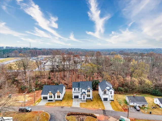 $389,000 | 124 Lyman Avenue, Duncan, SC 29334