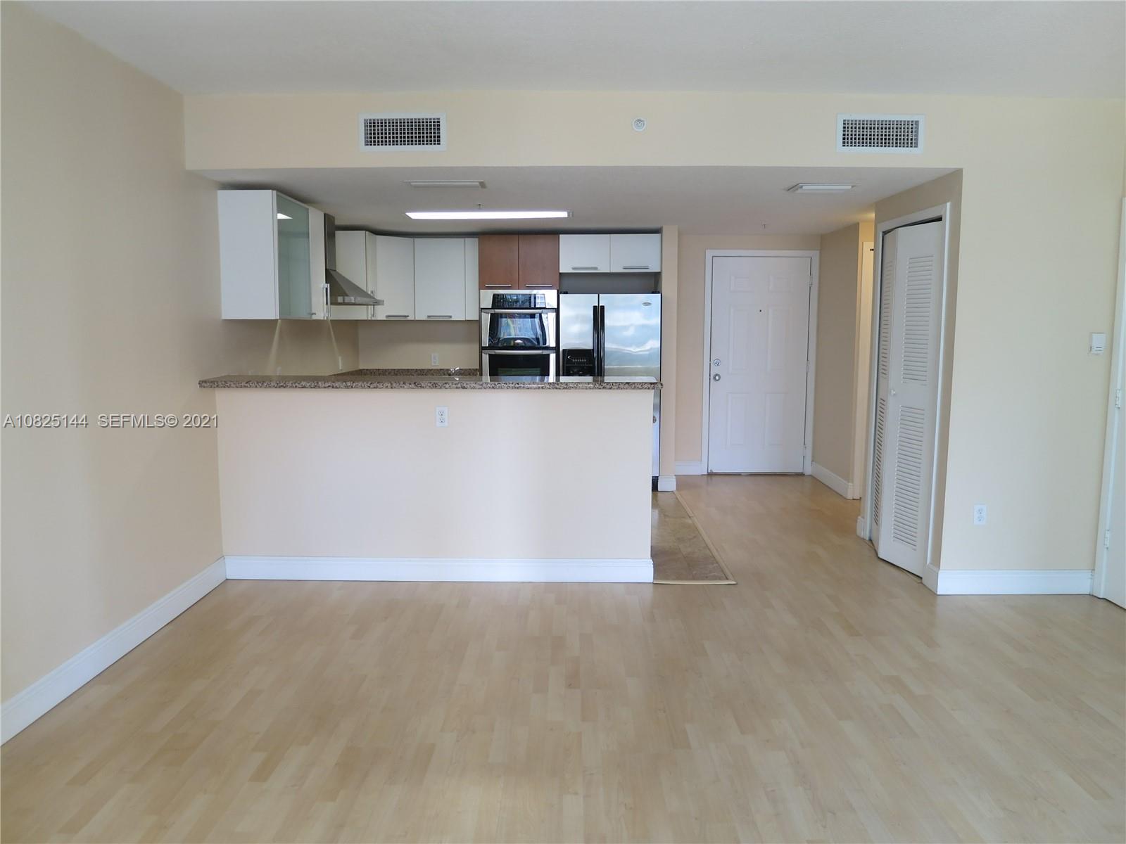 170 Southeast 14th Street, Unit 1507 Miami, FL 33131 - Photo 20 of 25 a view of a kitchen with a sink