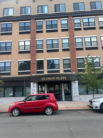$2,225 | 304 Broadway, Unit 108, Bayonne, NJ 07002