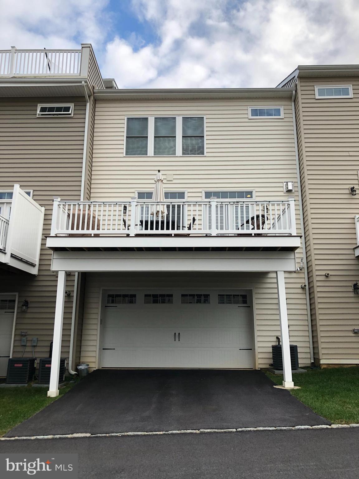 854 Stonecliffe Road Malvern, PA 19355 - Photo 19 of 19 deck on rear