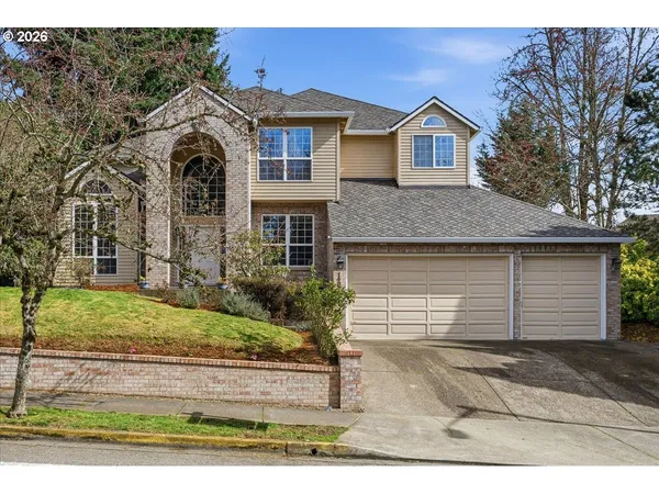 $725,000 | 14822 Southeast 132nd Avenue, Clackamas, OR 97015