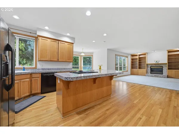 $725,000 | 14822 Southeast 132nd Avenue, Clackamas, OR 97015