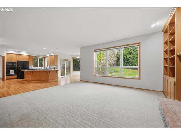 $725,000 | 14822 Southeast 132nd Avenue, Clackamas, OR 97015