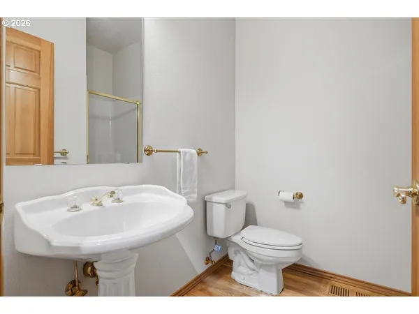 $725,000 | 14822 Southeast 132nd Avenue, Clackamas, OR 97015