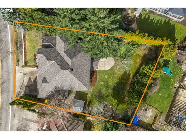 $725,000 | 14822 Southeast 132nd Avenue, Clackamas, OR 97015