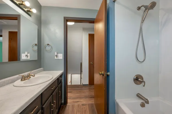 $499,900 | 2110 Elm View Drive, Green Bay, WI 54304