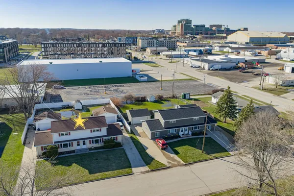 $499,900 | 2110 Elm View Drive, Green Bay, WI 54304