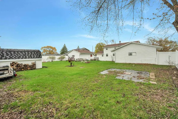 $499,900 | 2110 Elm View Drive, Green Bay, WI 54304