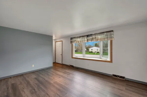 $499,900 | 2110 Elm View Drive, Green Bay, WI 54304
