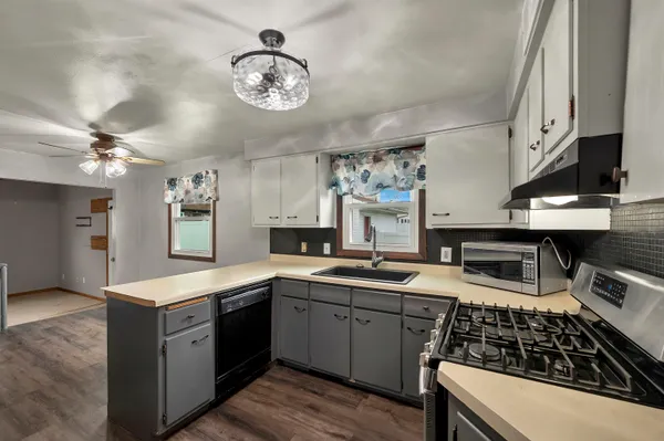$499,900 | 2110 Elm View Drive, Green Bay, WI 54304