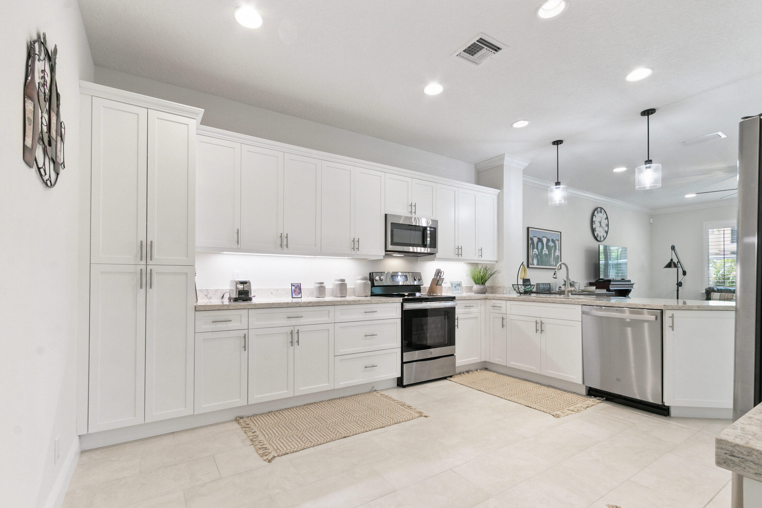 15862 Binks Pointe Terrace Wellington, FL 33414 - Photo 11 of 29 15862 Binks Pointe Ter-print-016-001-Kit