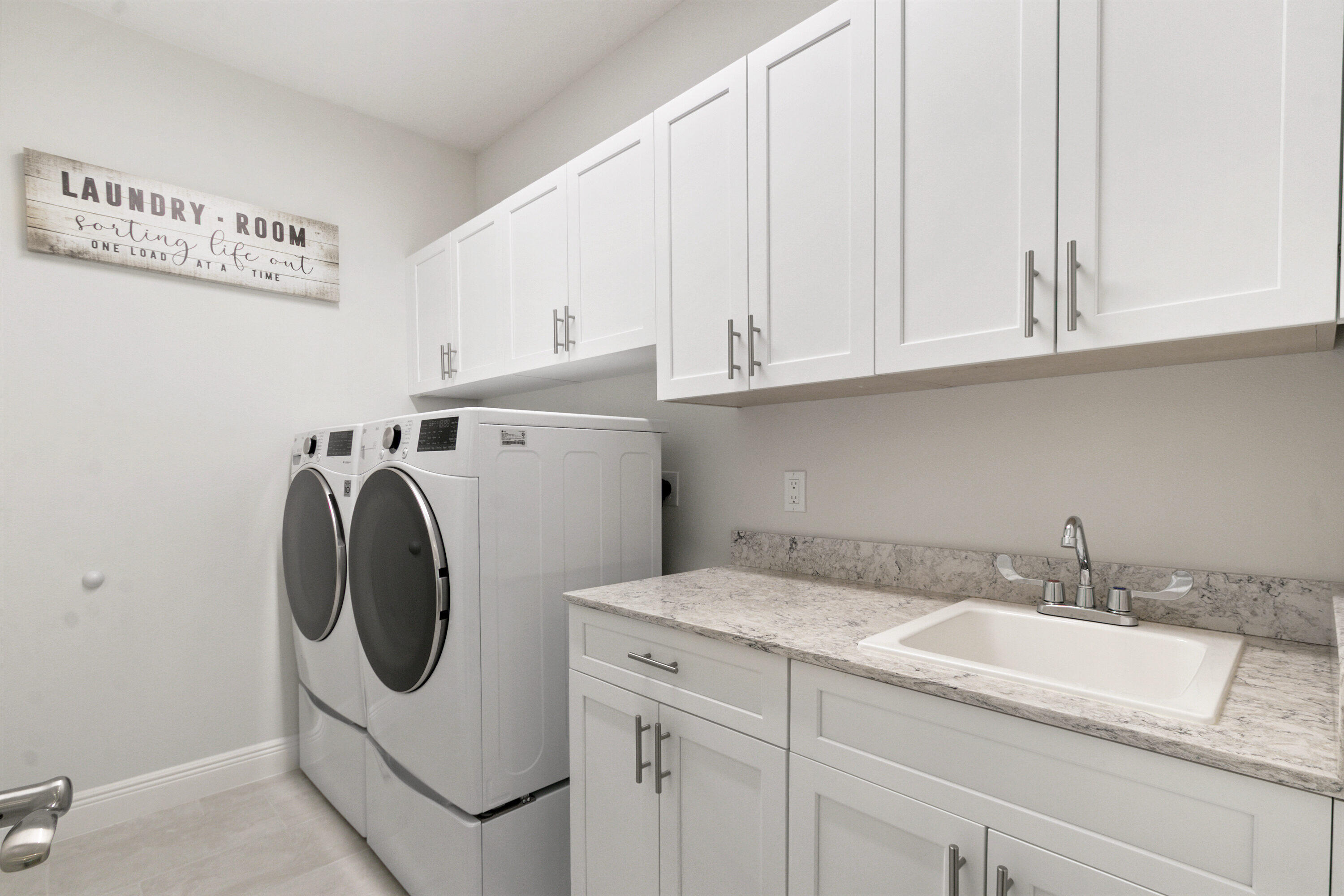 15862 Binks Pointe Terrace Wellington, FL 33414 - Photo 24 of 29 15862 Binks Pointe Ter-print-037-033-Lau