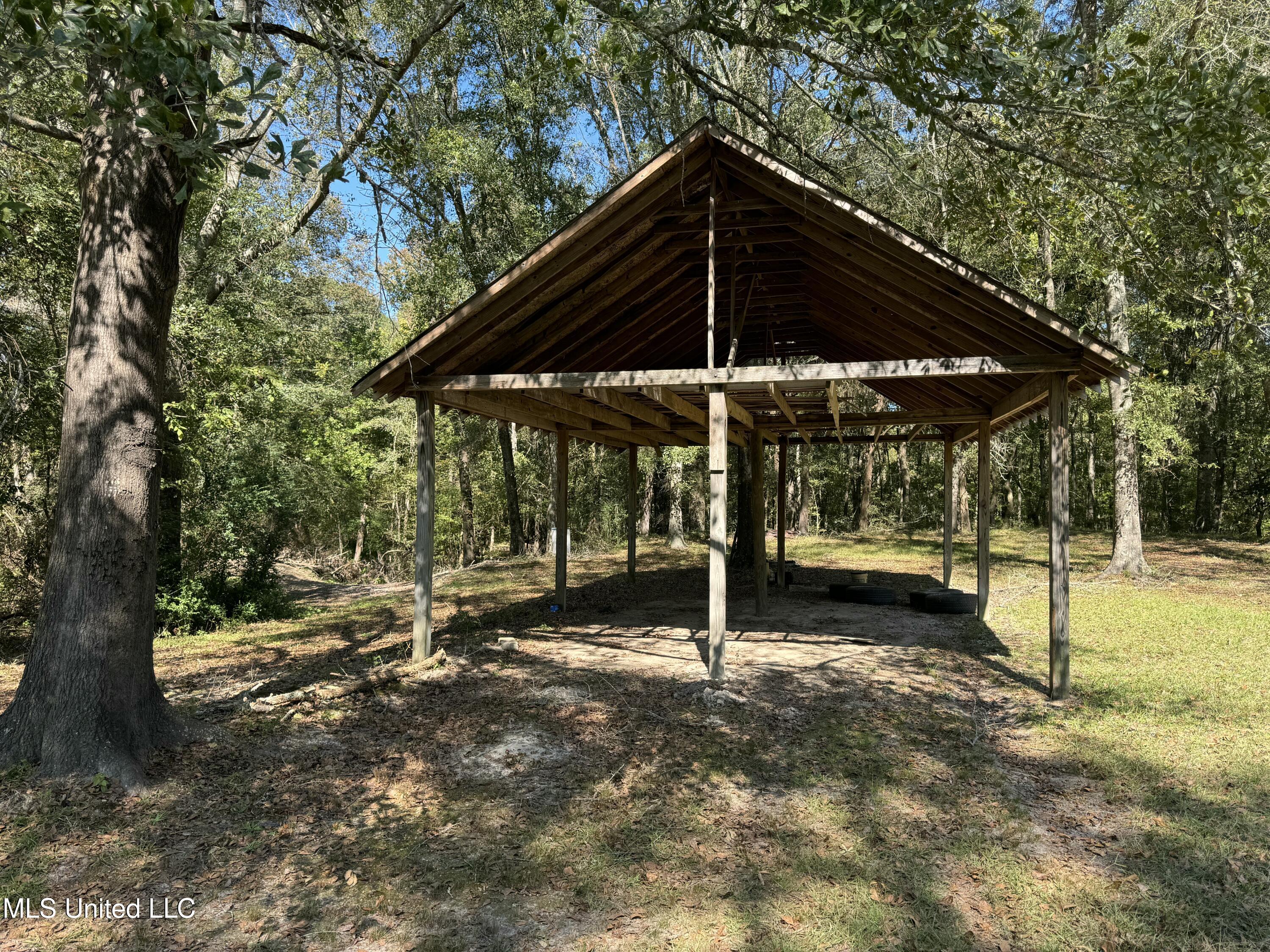 502 Henry Place Road Benton, MS 39039 - Photo 77 of 78 6092D55F-1422-48A8-8313-DC26BD435F8A