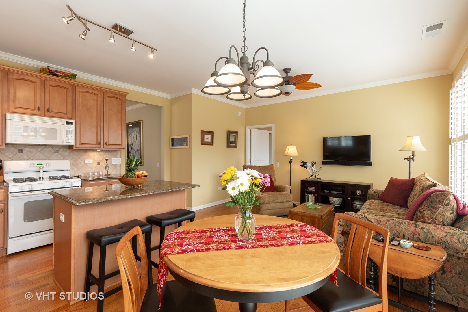2531 Rolling Ridge Elgin, IL 60124 - Photo 15 of 35