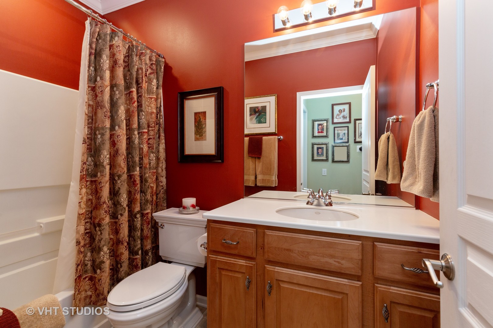 2531 Rolling Ridge Elgin, IL 60124 - Photo 8 of 35
