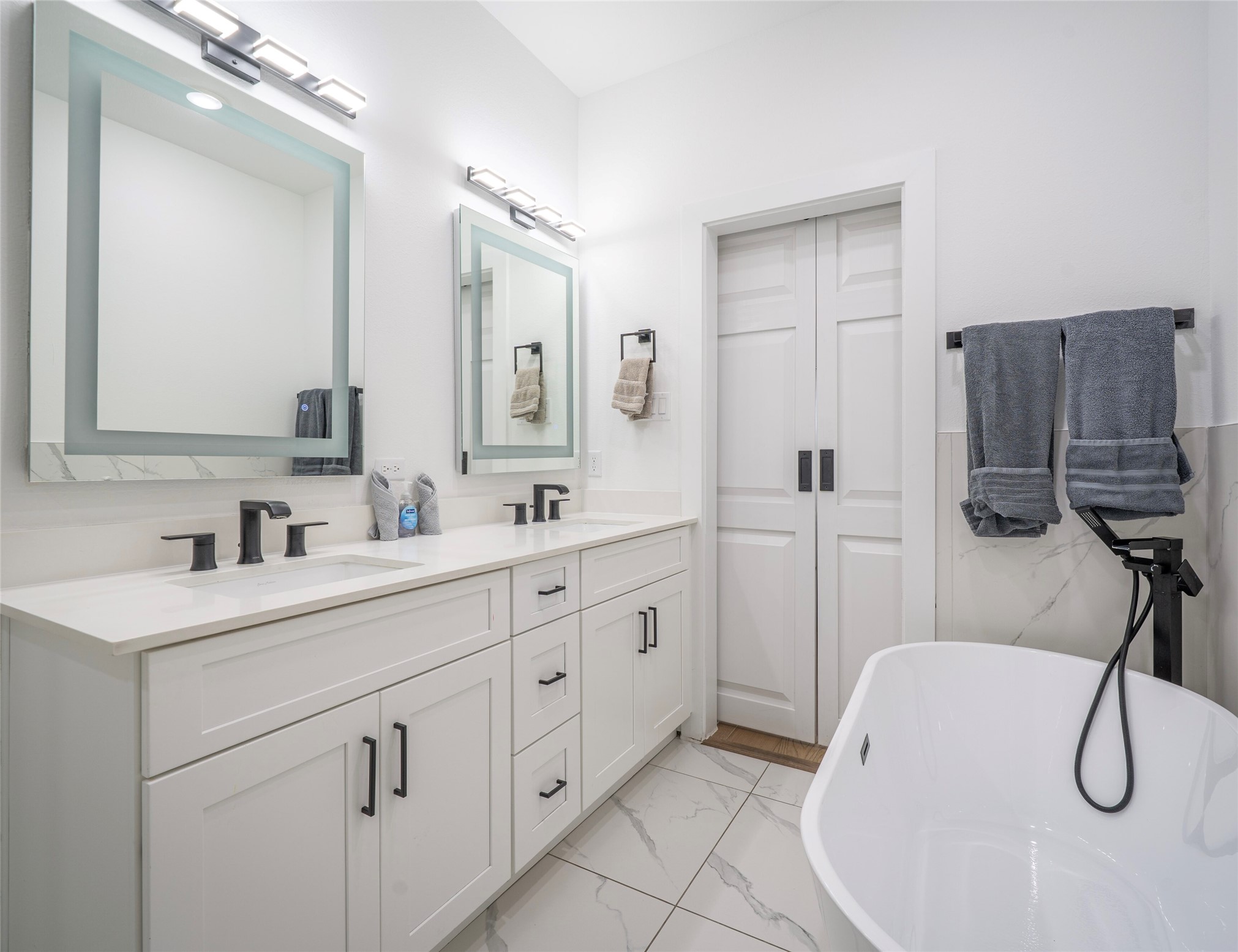 316 Thornton Road, Unit F Houston, TX 77018 - Photo 5 of 11