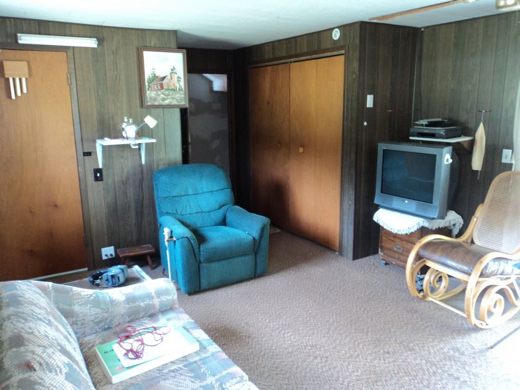 3957 Rushton Road Central Lake, MI 49622 - Photo 14 of 28 1806393-13.JPG