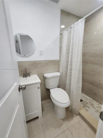 $900 | 645 Northwest 7th Avenue, Unit STUDIO, Homestead, FL 33030