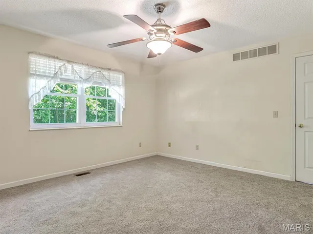 $240,000 | 109 Miller Court, Valmeyer, IL 62295