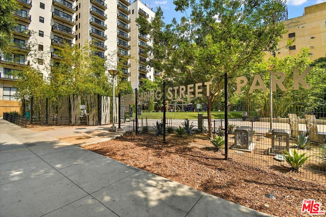 416 South Spring Street, Unit 609 Los Angeles, CA 90013 - Photo 24 of 24 a view of a park with trees
