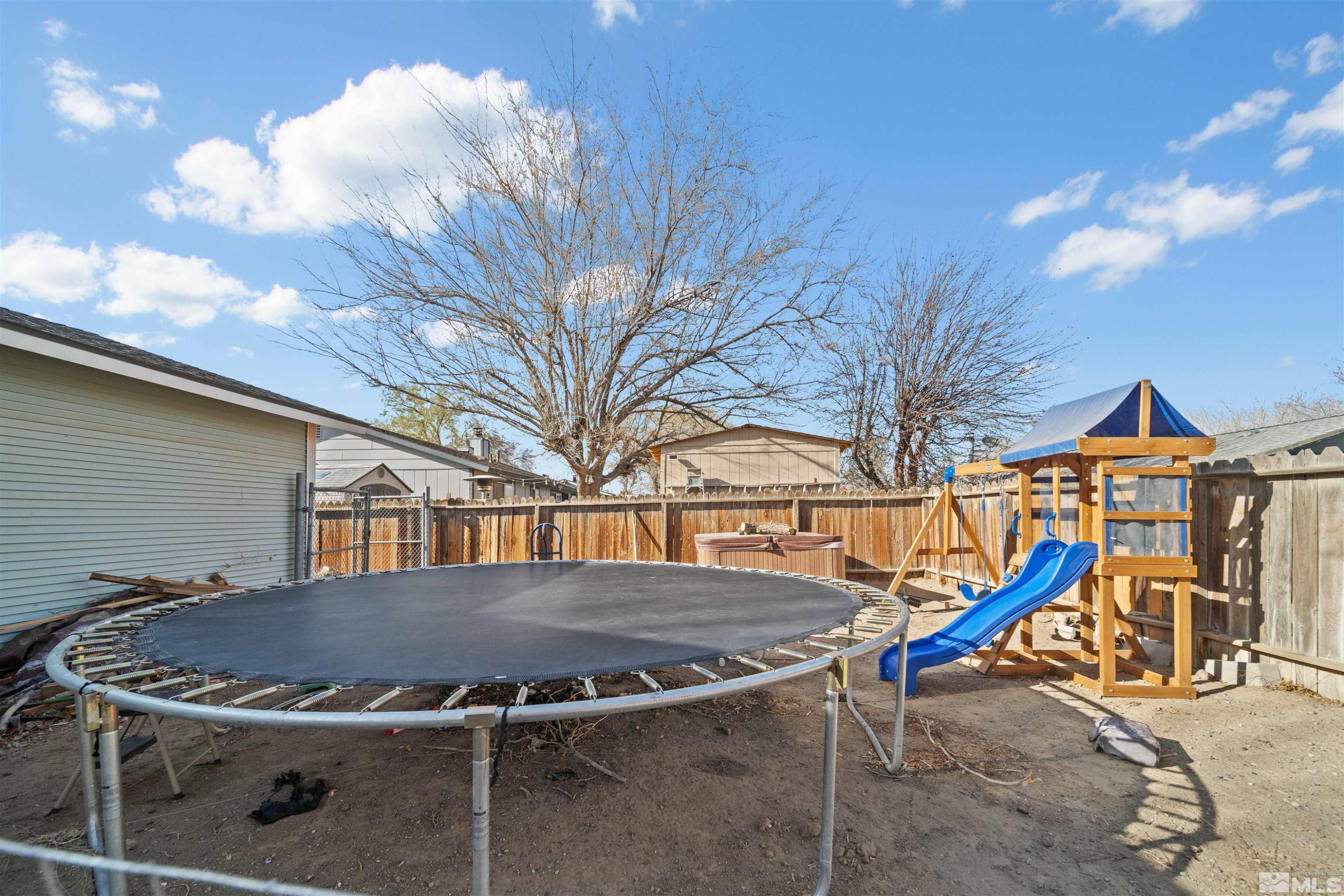 565 Spruce Drive Fernley, NV 89408 - Photo 16 of 19 a view of outdoor space yard and patio