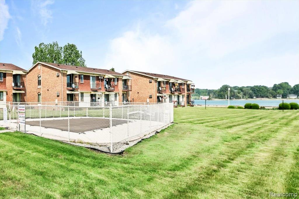 1900 River Road Marysville, MI 48040 - Photo 20 of 25