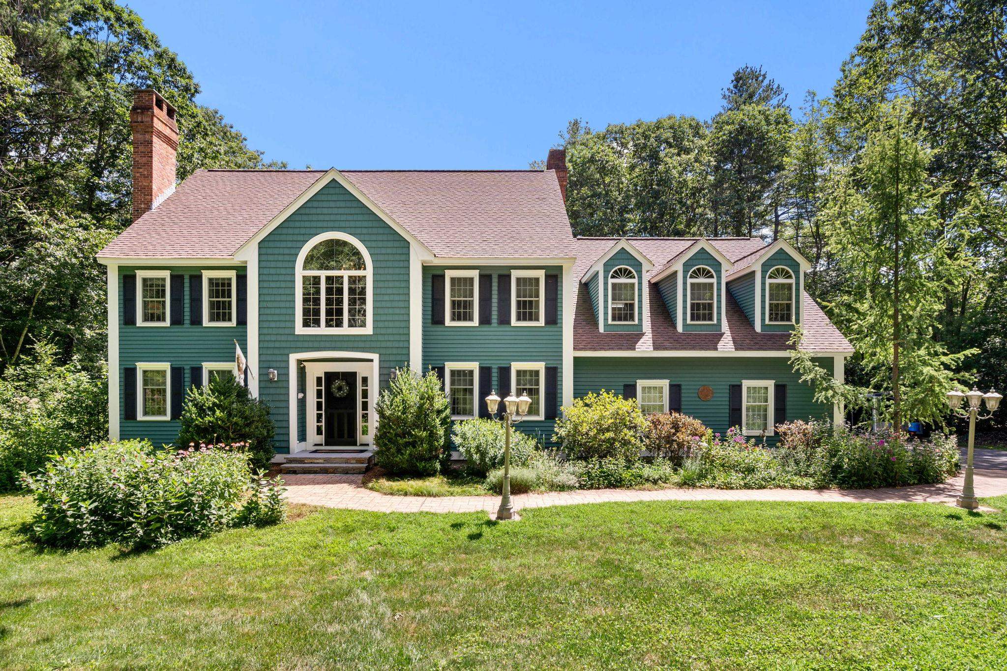 10 Bear Hill Road Windham, NH 03087 - Photo 1 of 51