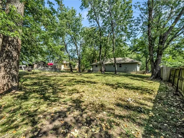 $315,000 | 1300 Northeast Browning Lane, Lee's Summit, MO 64086