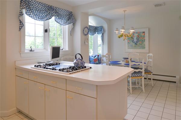 1 Hawthorne Road Swampscott, MA 01907 - Photo 12 of 27 Gallery Image 12