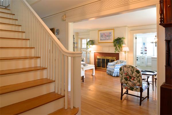 1 Hawthorne Road Swampscott, MA 01907 - Photo 15 of 27 Gallery Image 15