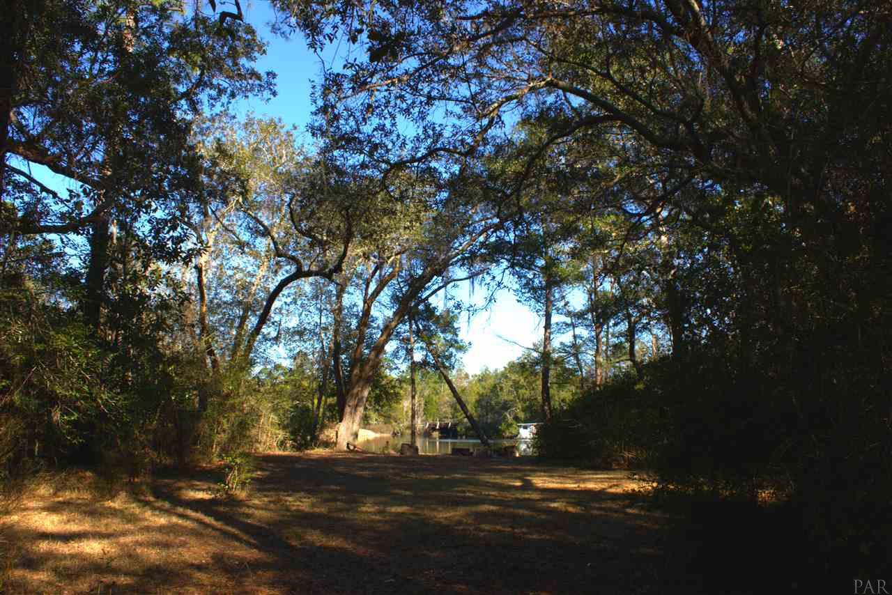 7734 River Road Milton, FL 32583 - Photo 17 of 19 Gallery Image 17