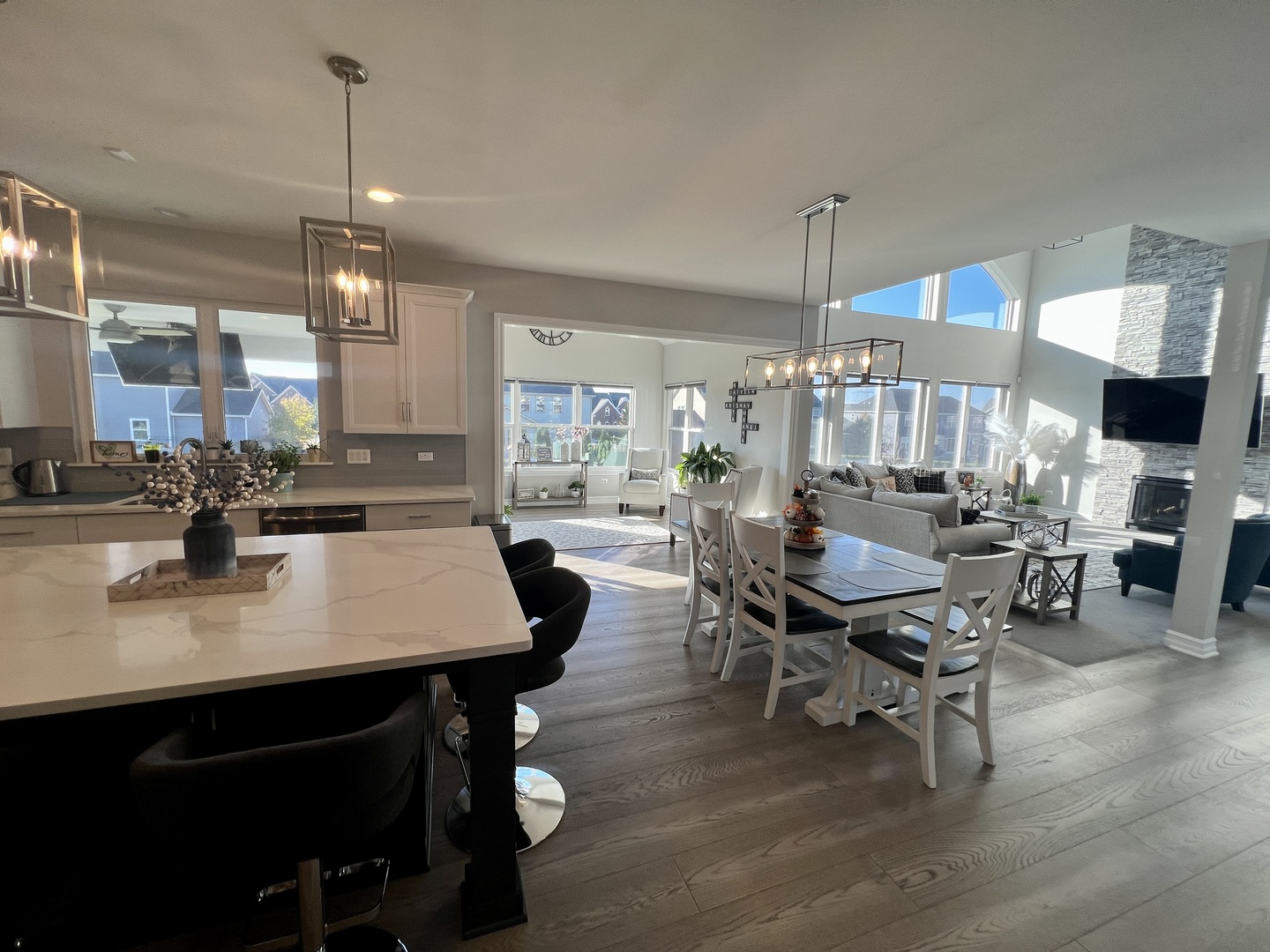4328 Carpenter Road Naperville, IL 60564 - Photo 14 of 58 Gallery Image 14