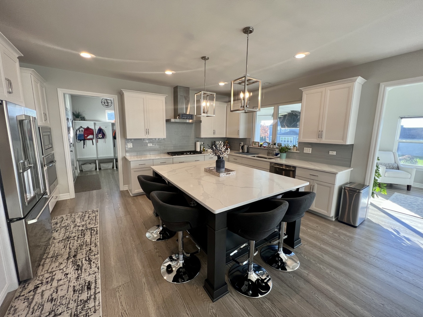 4328 Carpenter Road Naperville, IL 60564 - Photo 9 of 58 Gallery Image 9