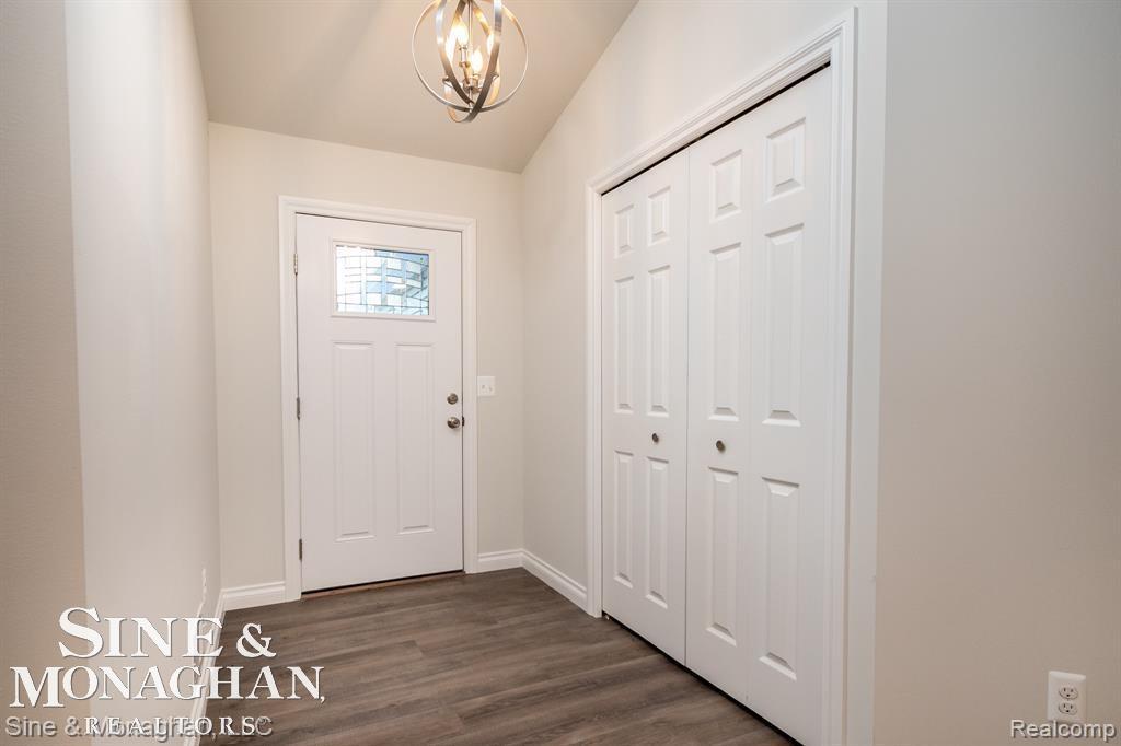 9360 Folkert Road Algonac, MI 48001 - Photo 5 of 34 50066093-4.JPG