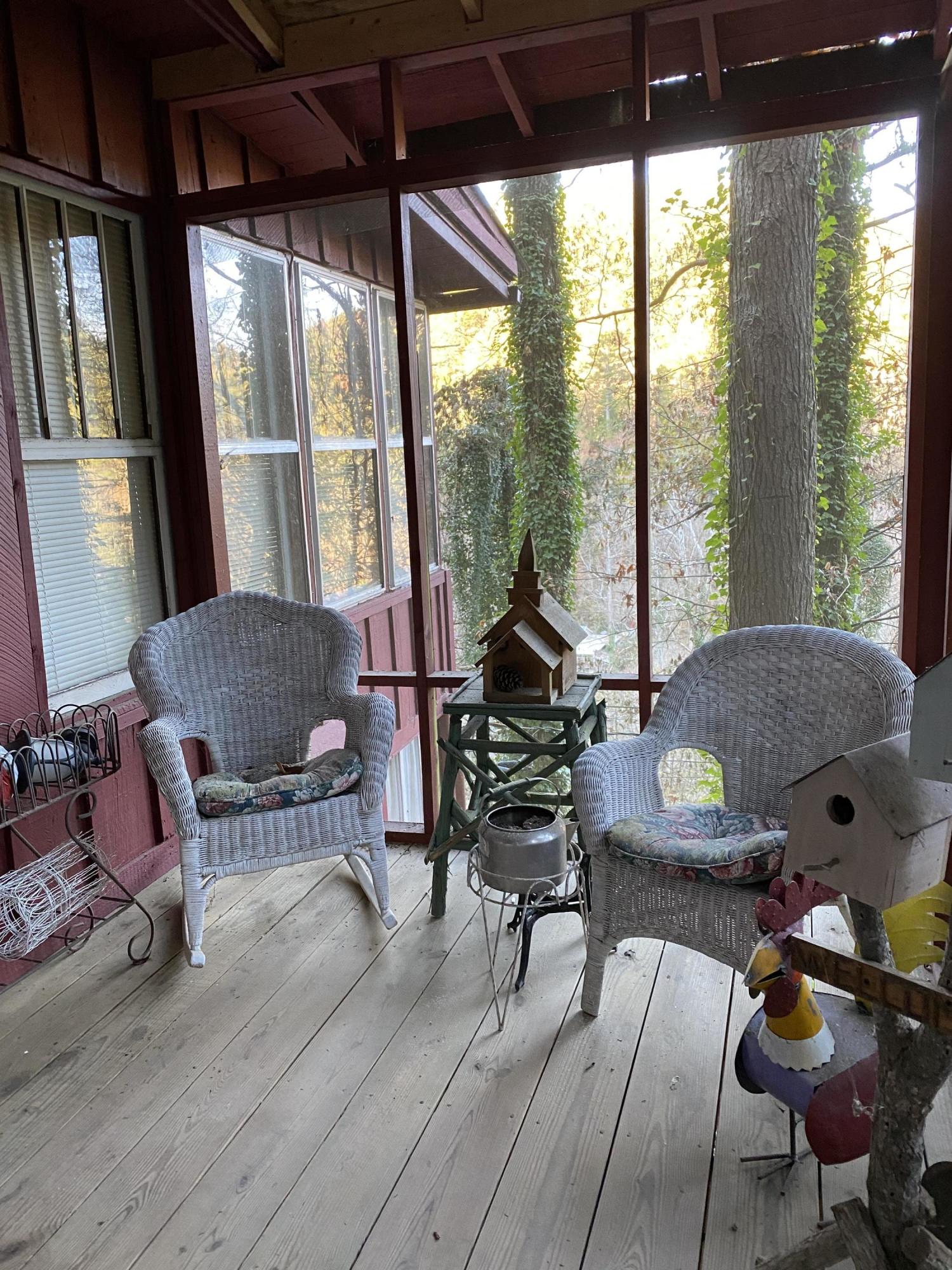 138 Mt Luke Road Townsend, TN 37882 - Photo 6 of 7 138 mt luke sunroom