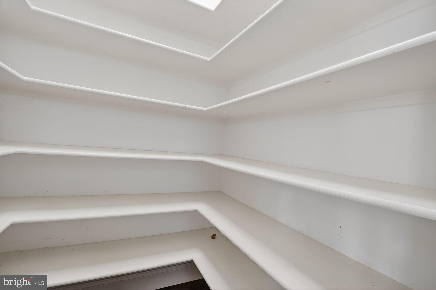 8113 Wellington Road Alexandria, VA 22308 - Photo 42 of 60