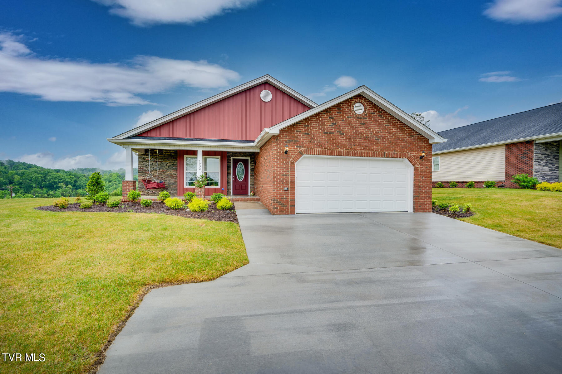 1932 Seaver Road Kingsport, TN 37660 - Photo 1 of 34 001