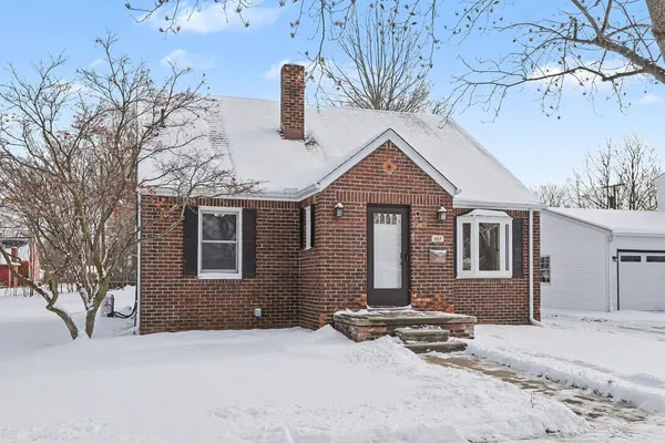 $300,000 | 127 Madelon Street, Belleville, MI 48111