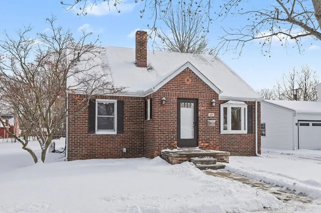 $295,000 | 127 Madelon Street, Belleville, MI 48111
