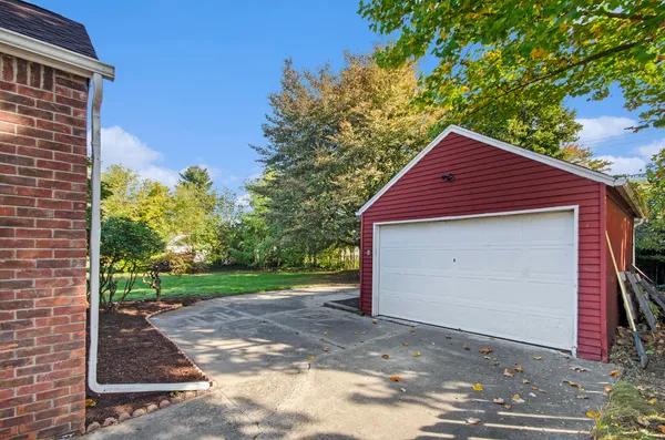 $300,000 | 127 Madelon Street, Belleville, MI 48111